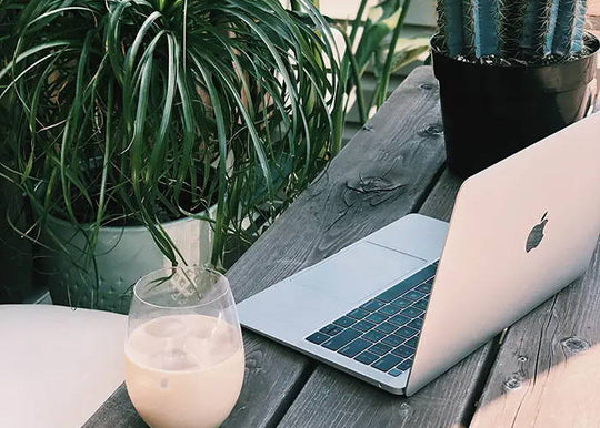What is a digital nomad?