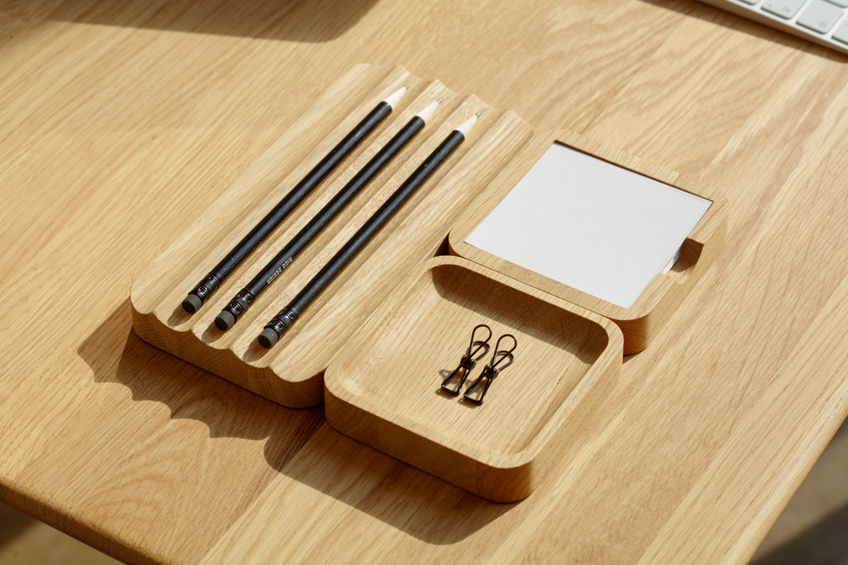 oakyblocks oak small tray desk setup | -