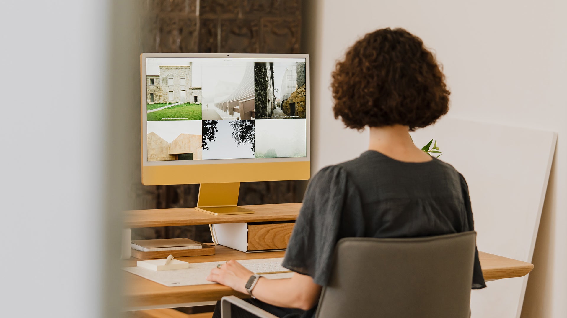 oakywood oak modular drawer with white base desk setup | oak, single drawer, white
