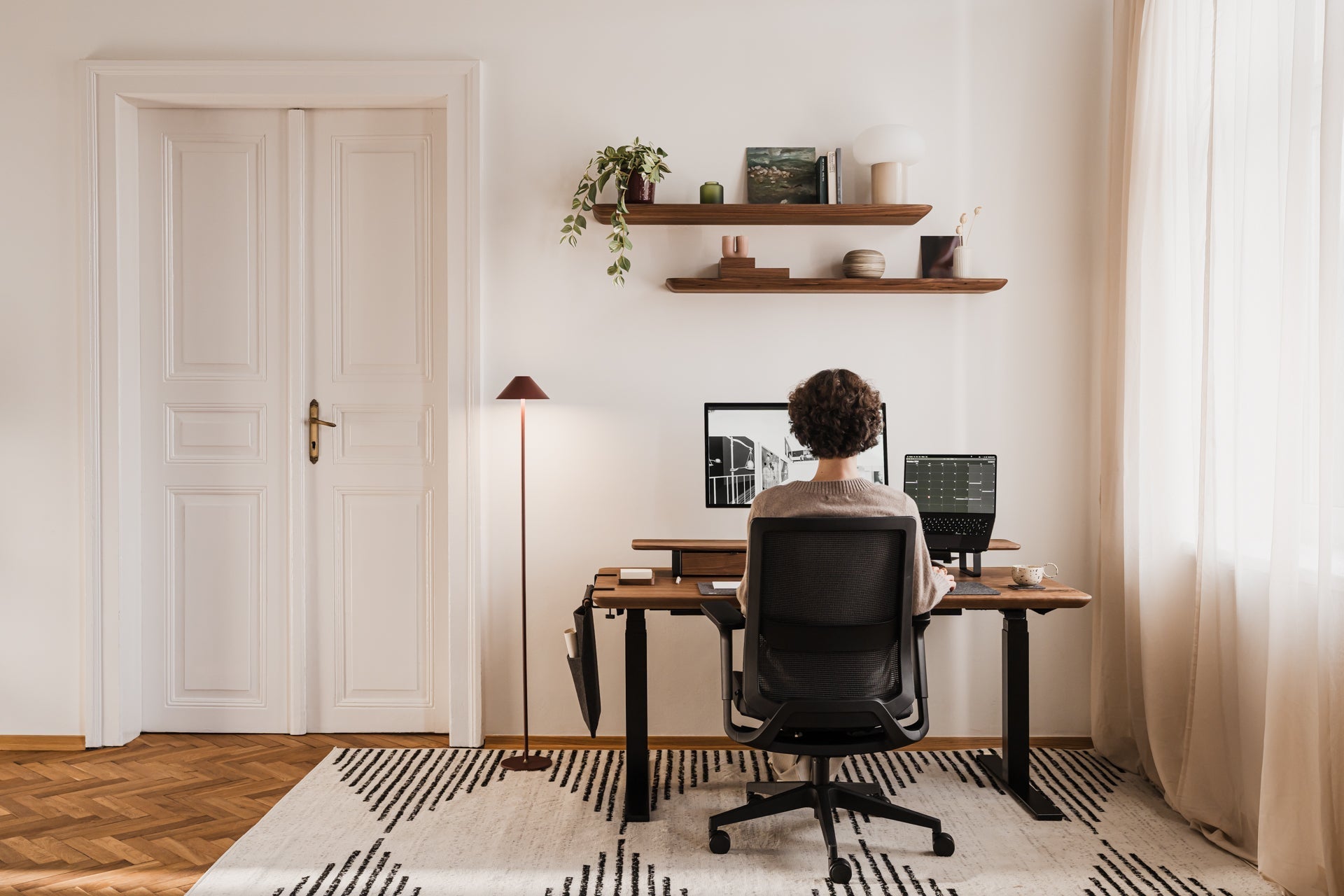 Ergonomic desk step by step: how to set up your monitor, laptop, and keyboard
