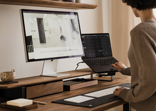 Neck pain at your computer? A 10-minute ergonomics reset (monitor/laptop/desk shelf)