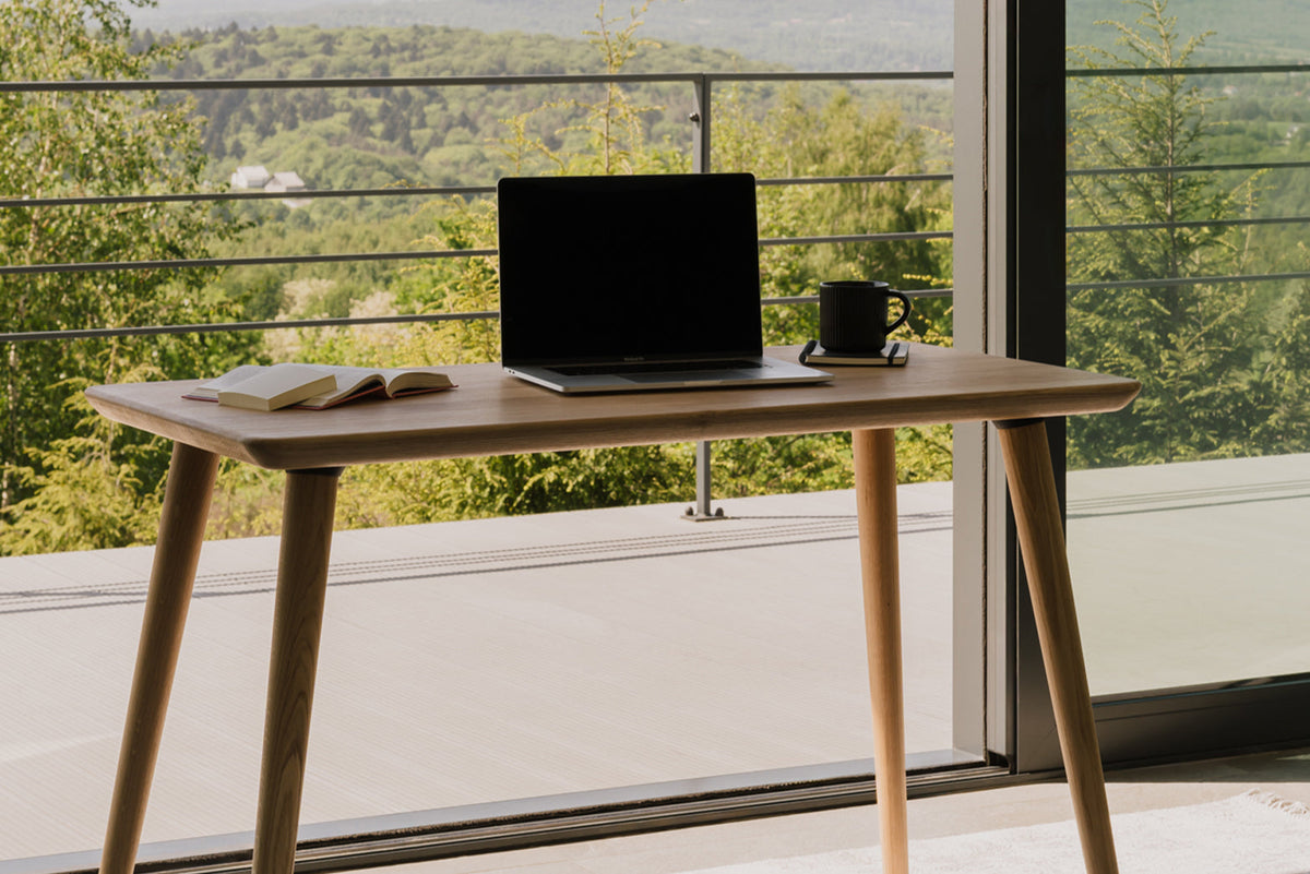 Arranging a home office: where to place your desk? | Oakywood.shop, image size:1200x801
