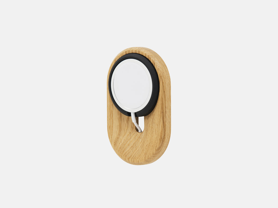 oak magsafe iphone wall mount | oak