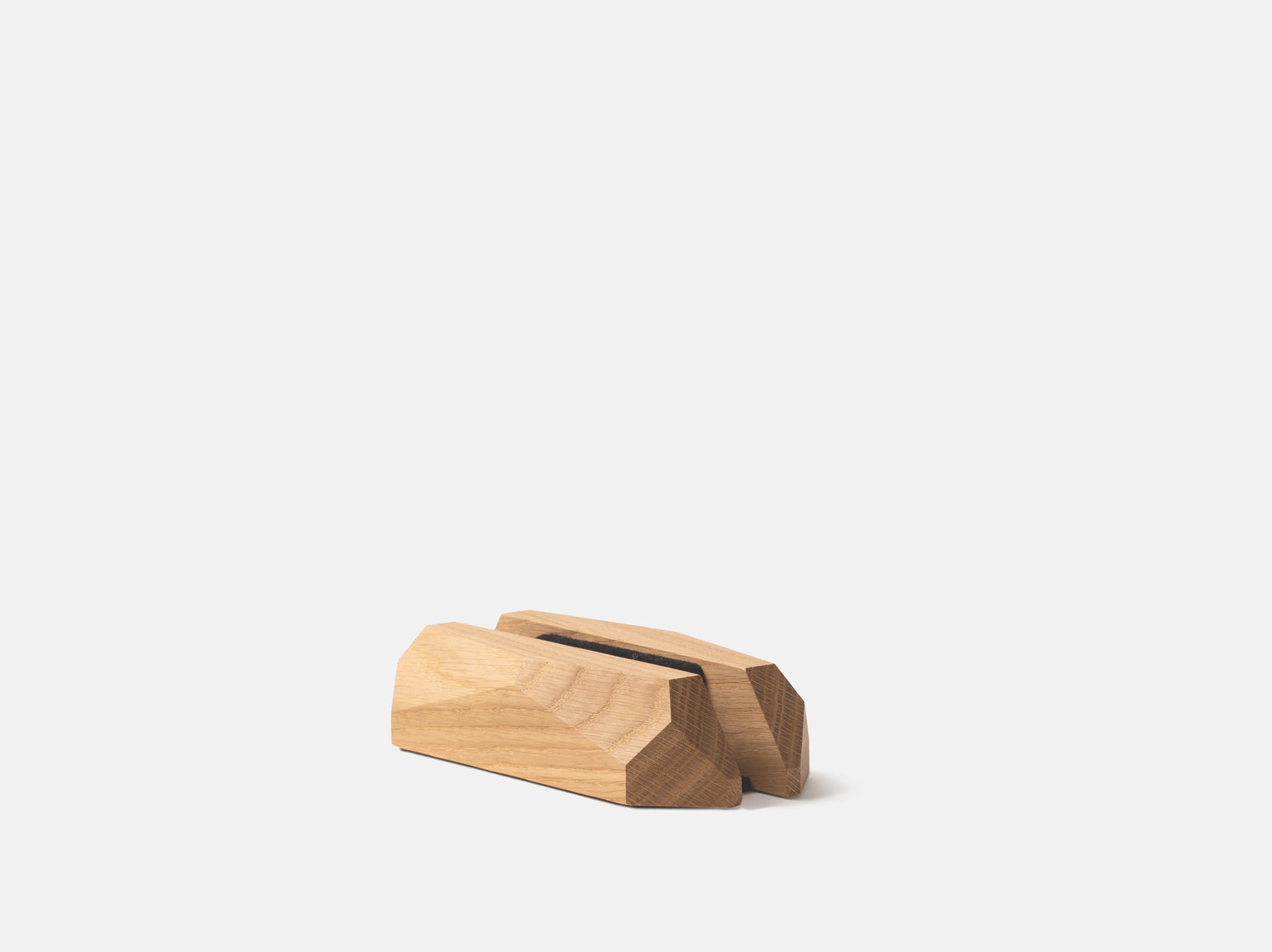 Laptop Dock - Vertical laptop stand | Oakywood.shop