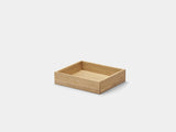 Wooden box on a white background | oak, M