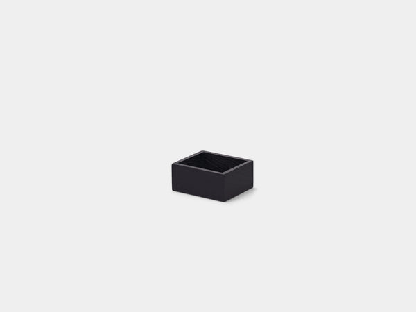 Black rectangular planter on a white background | black, 2 x XS