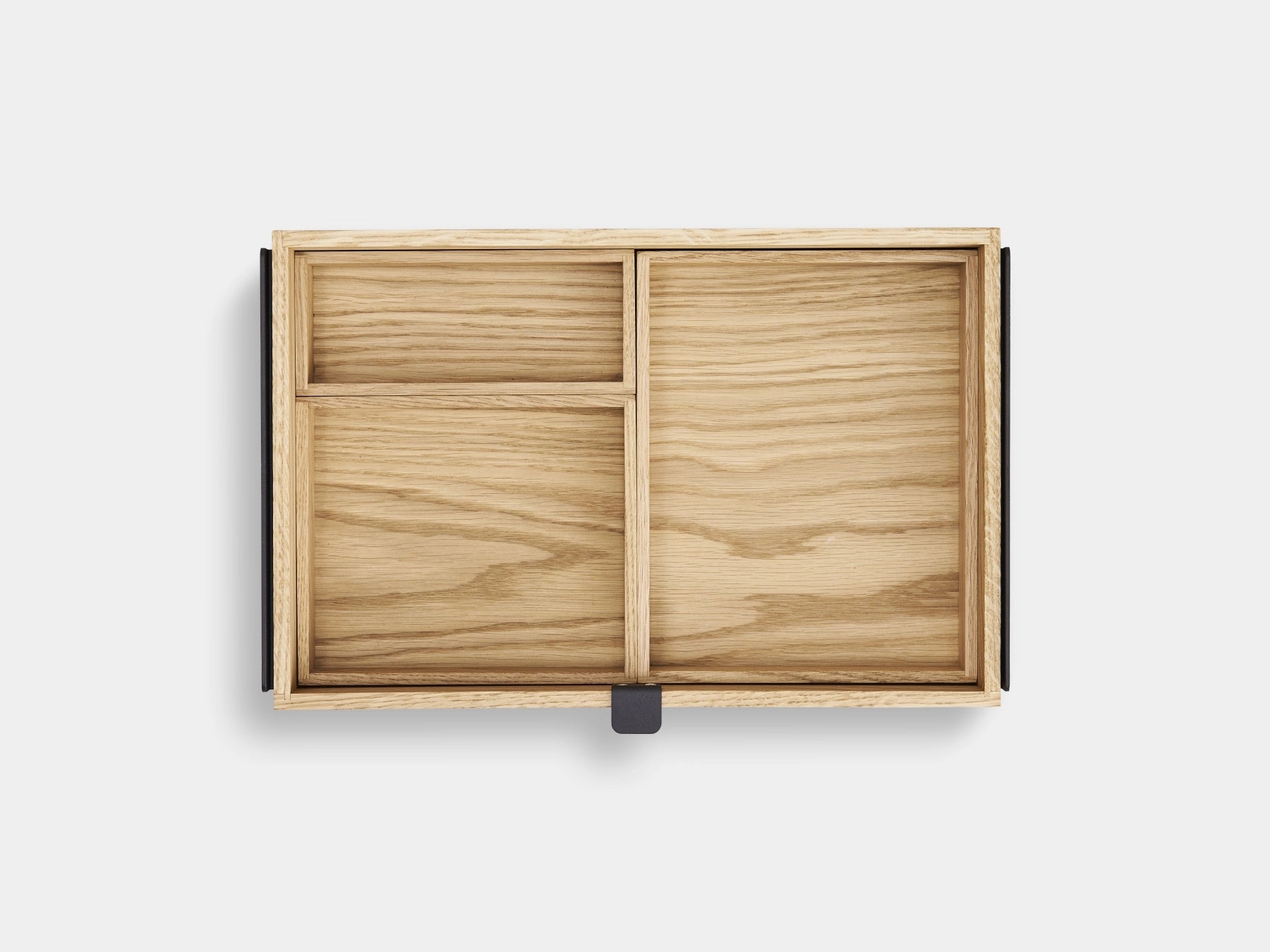 Wooden box with a divided interior on a white background | oak,