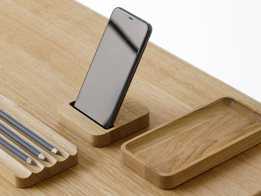 oakyblocks oak smartphone holder desk setup | -