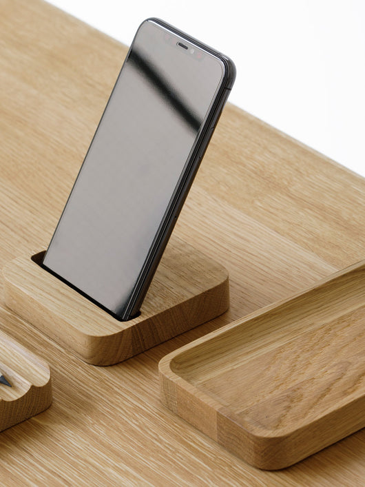 oakyblocks oak smartphone holder desk setup | -