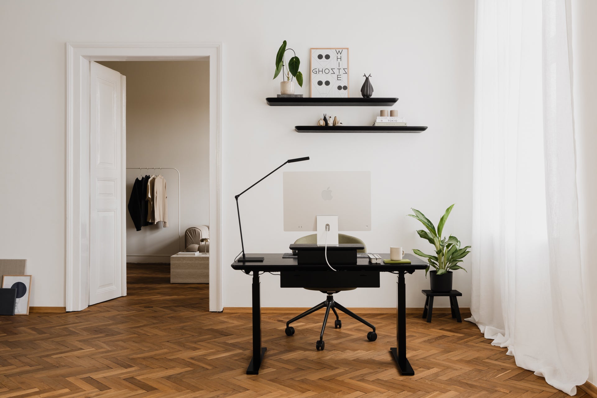oakywood black wooden shelf on the wall | black,