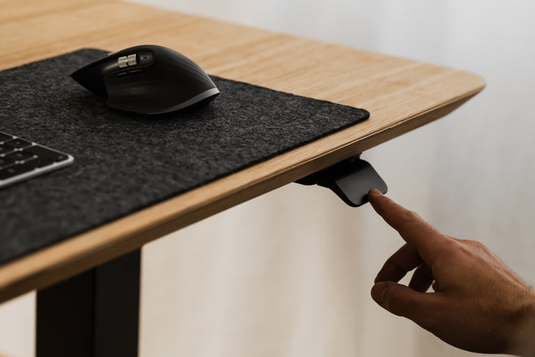 oak veneer oakywood Standing Desk Pro closeup | oak veneer, , 