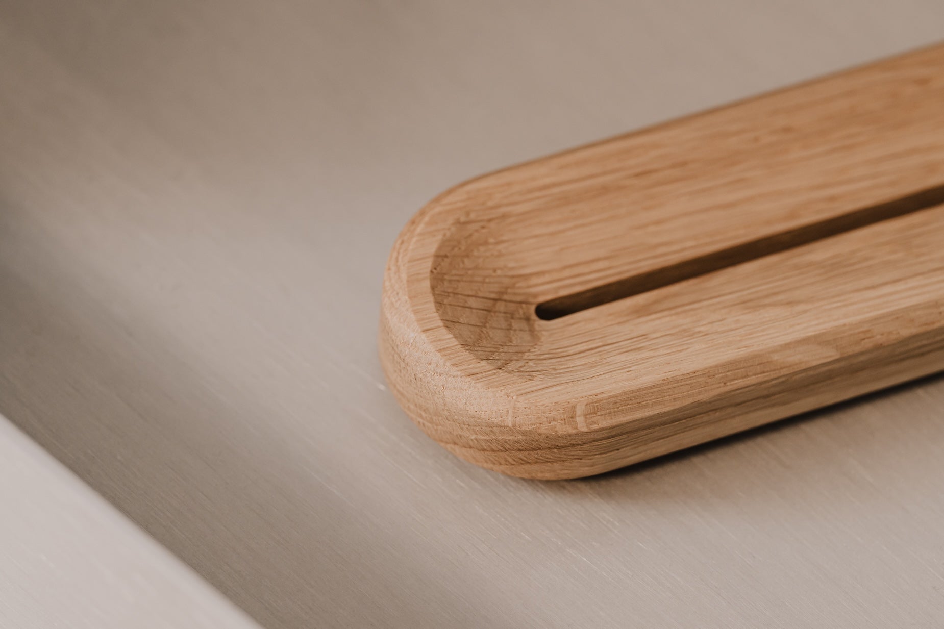 oakywood wooden to-do list holder | oak