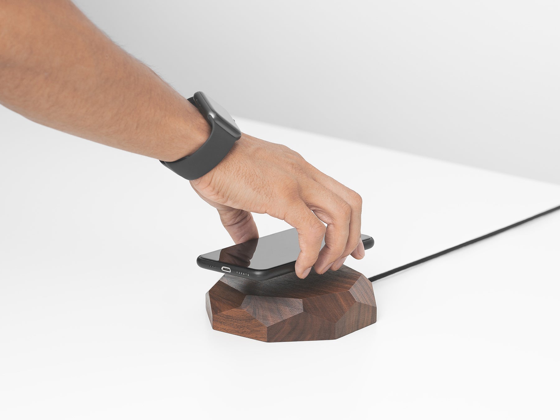 Oakywood Geometric Charging Pad - Thumbnail 5