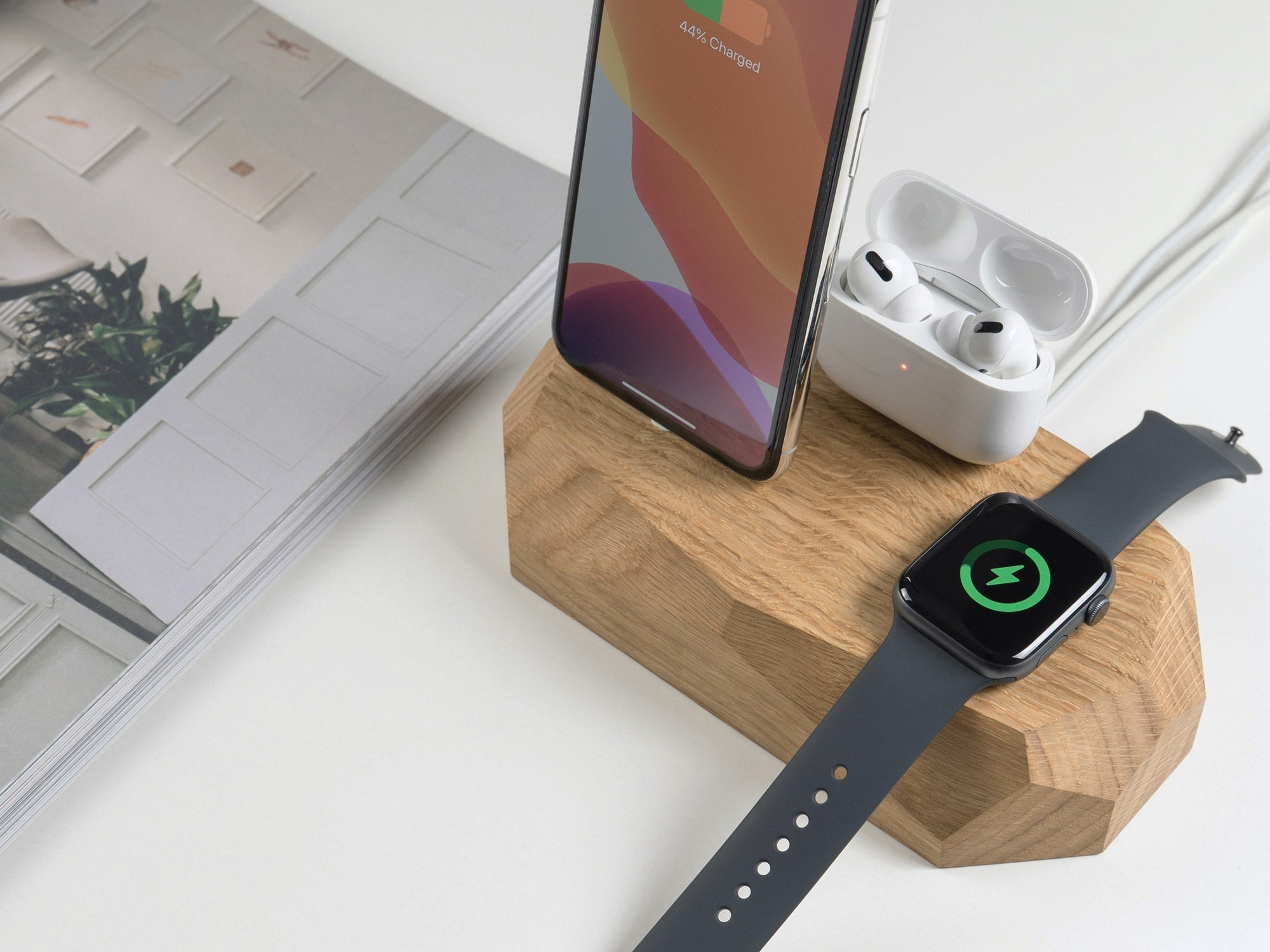 Oakywood Triple Dock in oak – sleek oak dock for organizing and charging your electronics | oak,