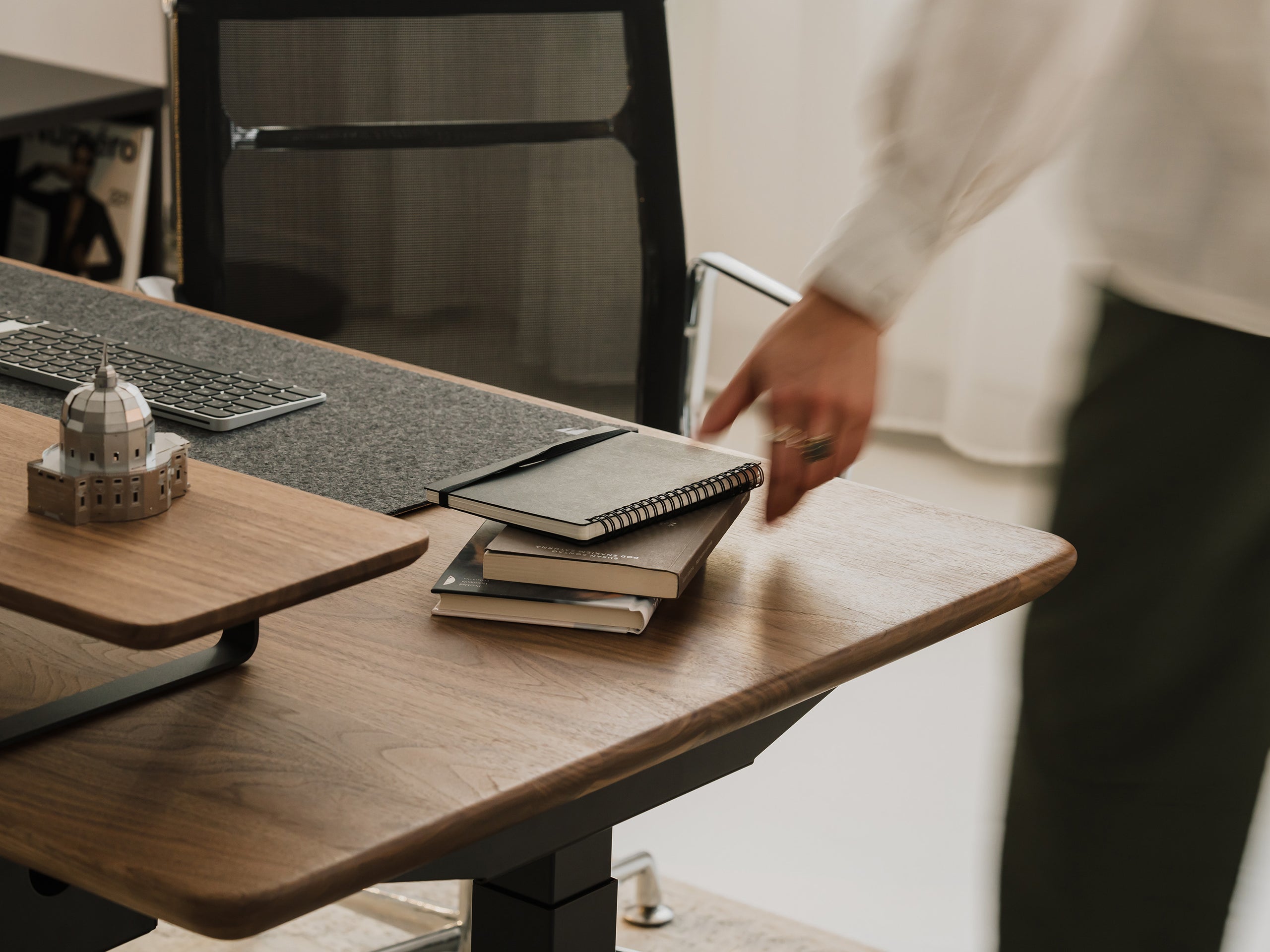 walnut wood oakywood Standing Desk Pro | walnut, ,