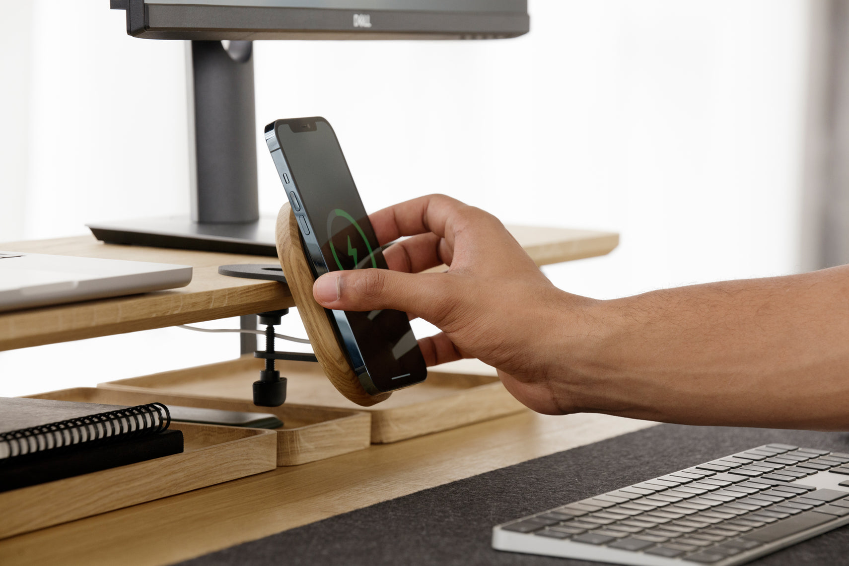 MagSafe iPhone Desk Shelf Mount - Multifunktionale iPhone-Halterung