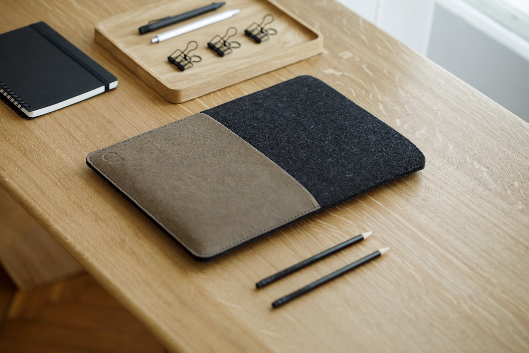 Felt hotsell macbook sleeve