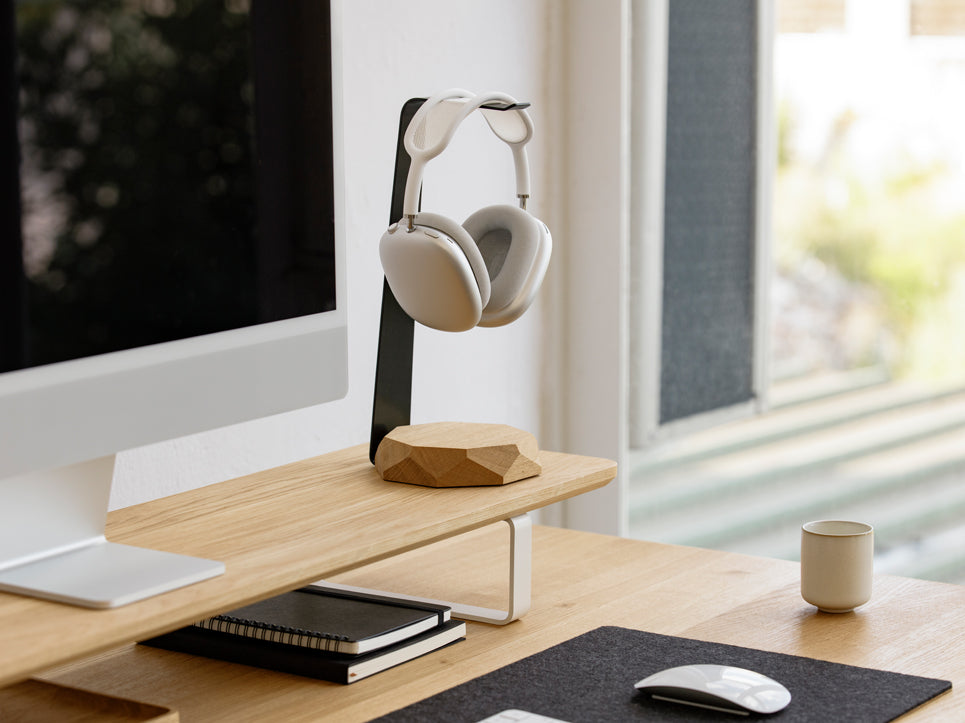 Deskmate 5-in-1 Headphone Stand & Wireless Charger